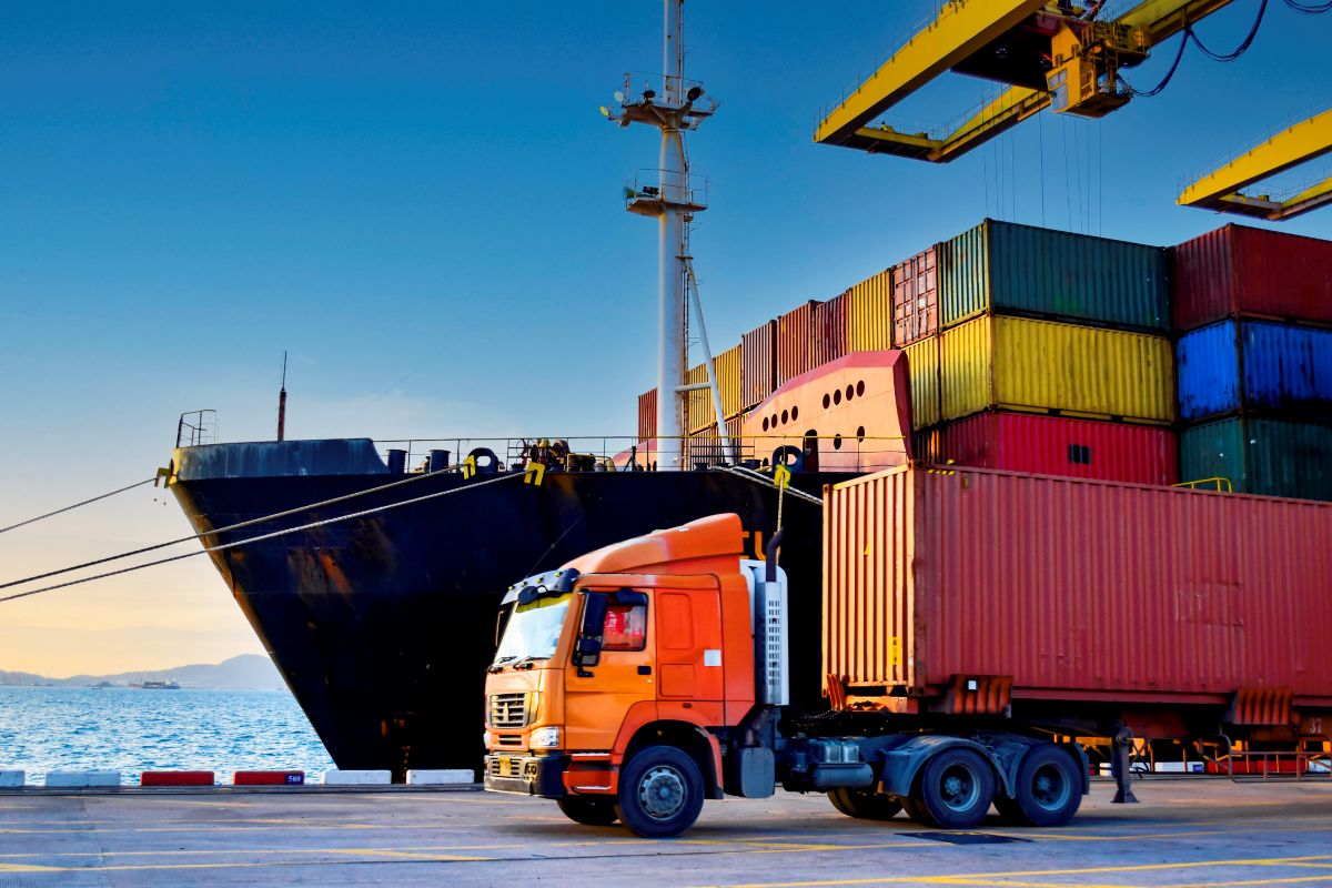 Seaport operation activities
